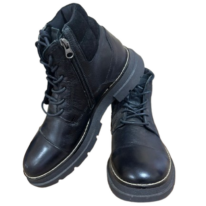 Bota Preta em Couro BX66
