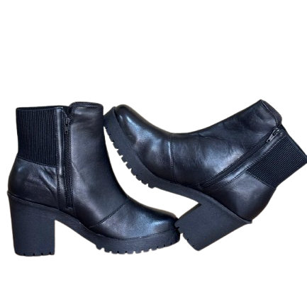 Bota Feminina em Couro Preto BX66