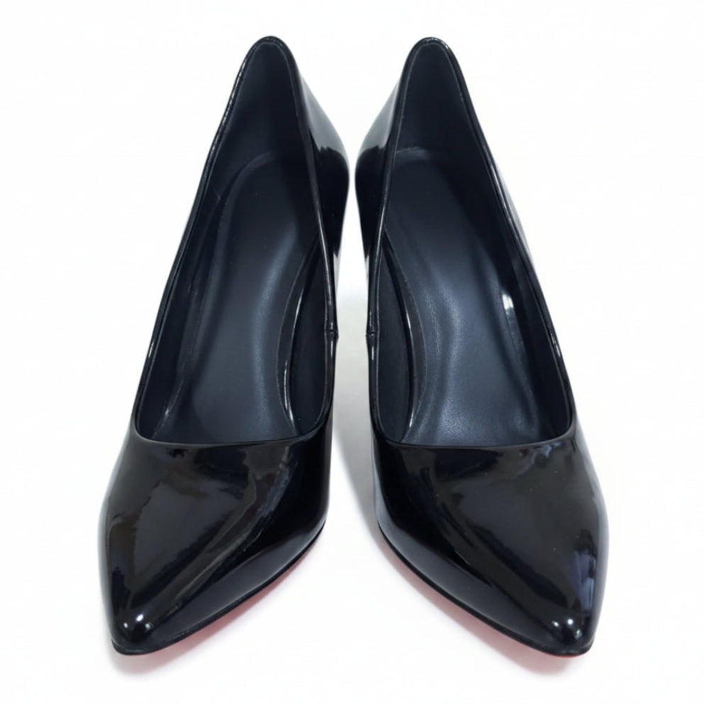 Scarpin Feminino Preto Verniz com Solado Vermelho