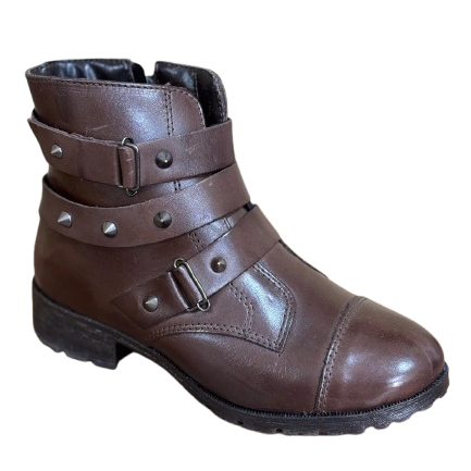 Bota Feminina Marrom em Couro BX66 Spikes